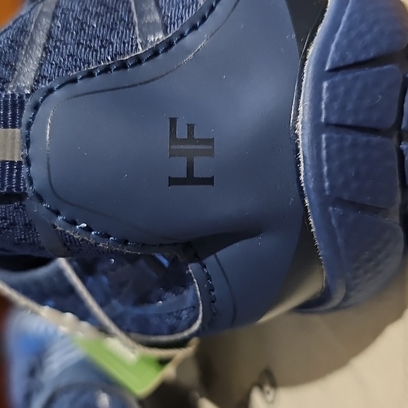 💖 HIKE LORAX FOOTWEAR  Shoes (Navy/Powder Blue). (💲price reduced!) 💖 - Picture 10 of 11